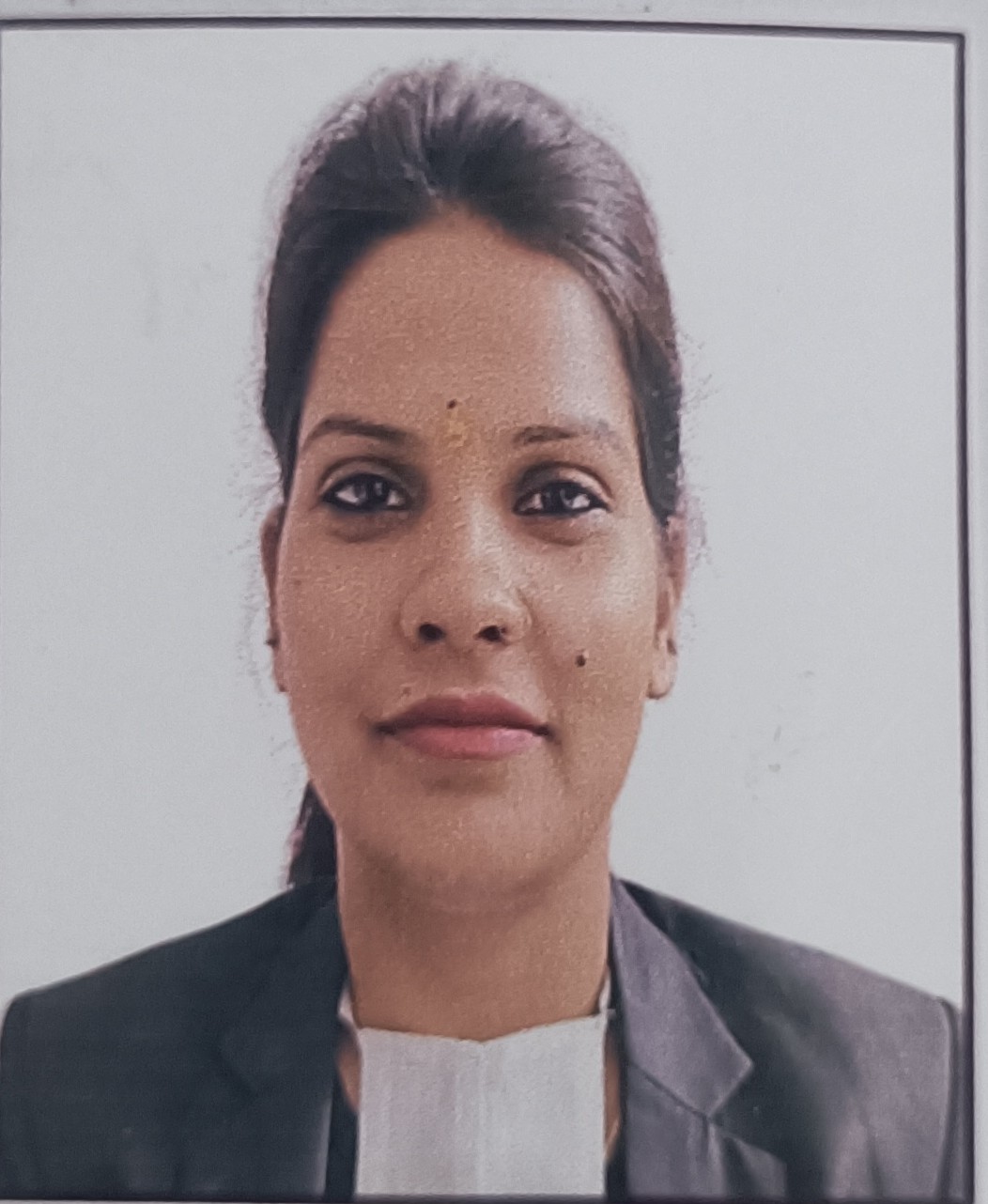 Shalini Singh - Image missing