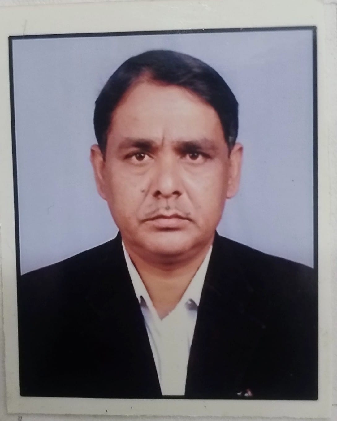 suresh chandra - Image missing